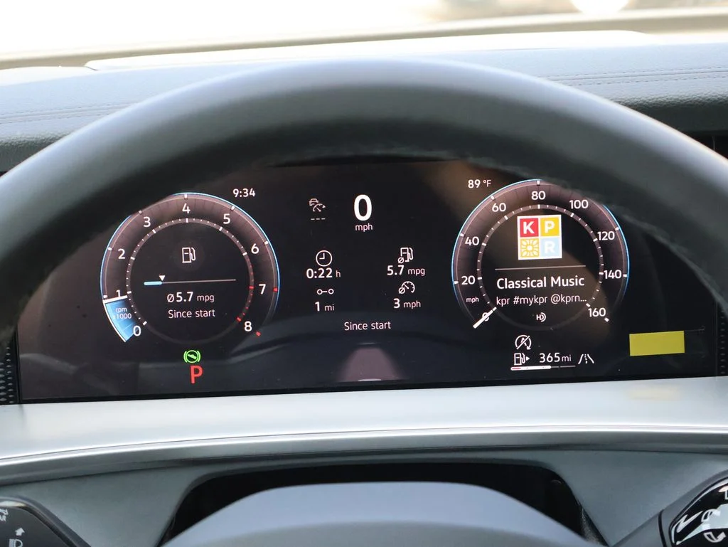 New 2026 White Volkswagen 2.0T SE R-Line Black image 28