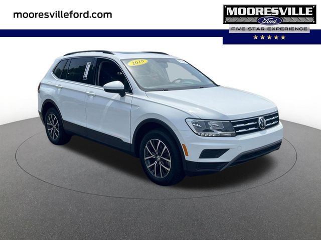 2019 Volkswagen Tiguan 2.0T SE 4Motion's photo