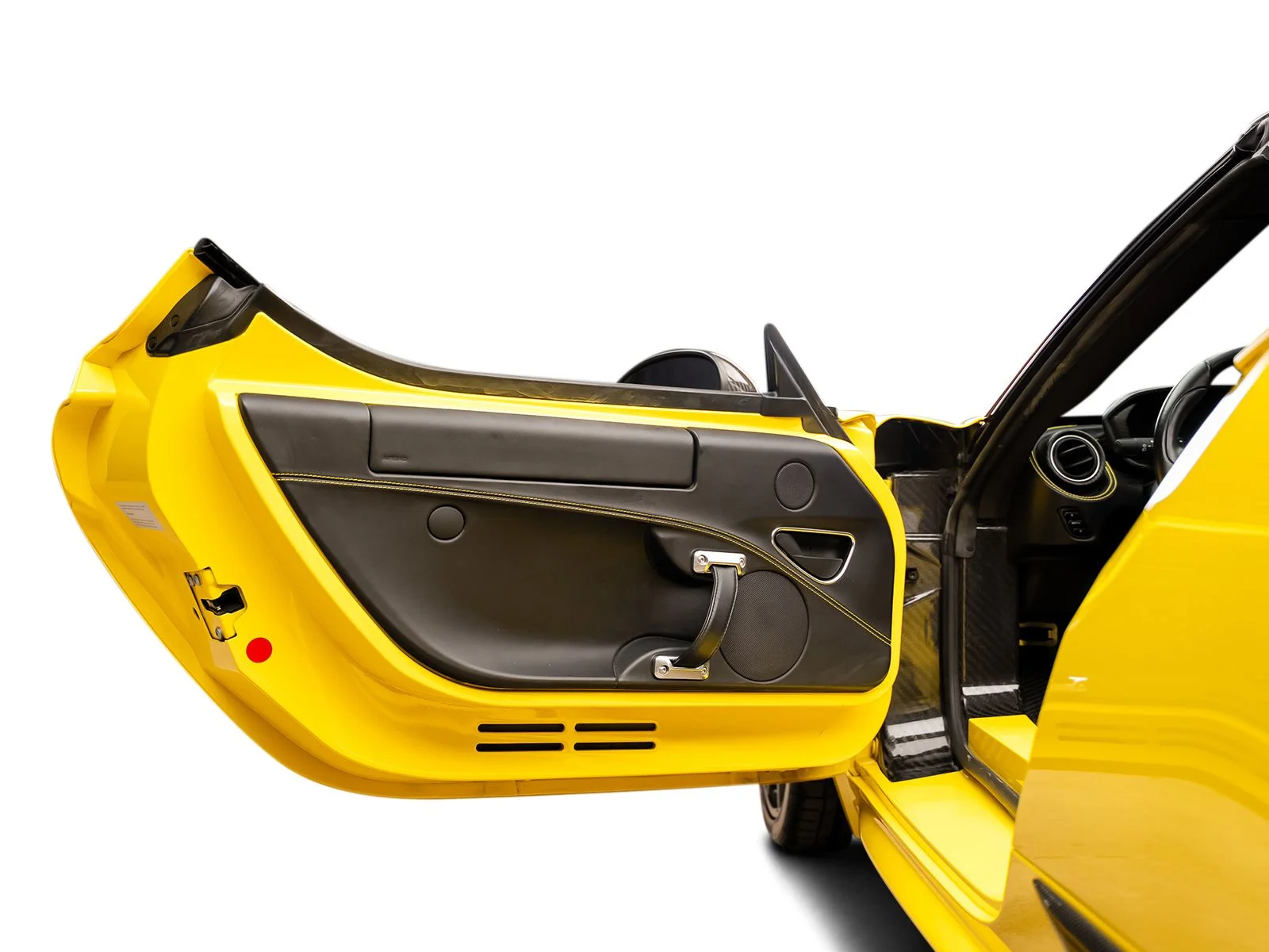 Used 2016 Yellow Alfa Romeo Base image 48