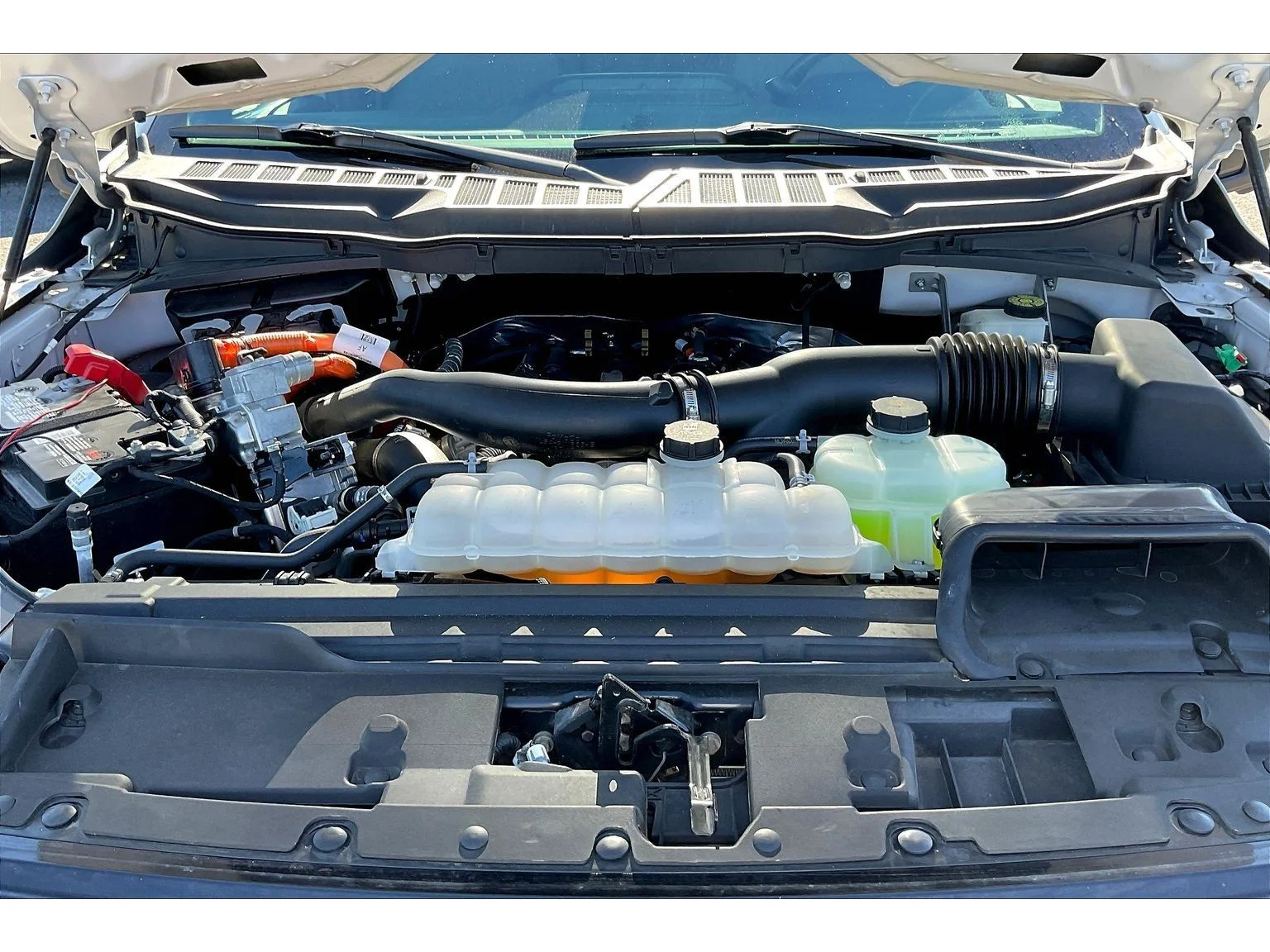 Used 2024 Gray Ford XLT image 8