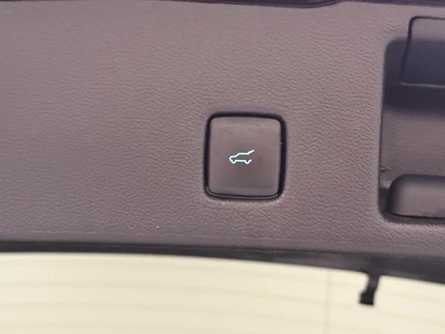 Used 2023 Black Ford Active image 30