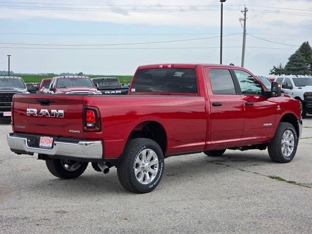New 2026 Molten Red Pearl-Coat Exterior Paint RAM Big Horn image 7