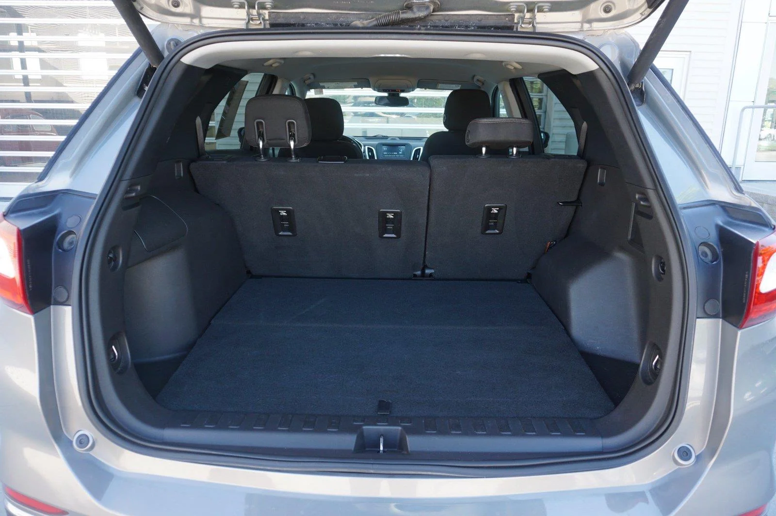 Used 2018 BEIGE Chevrolet LT image 22