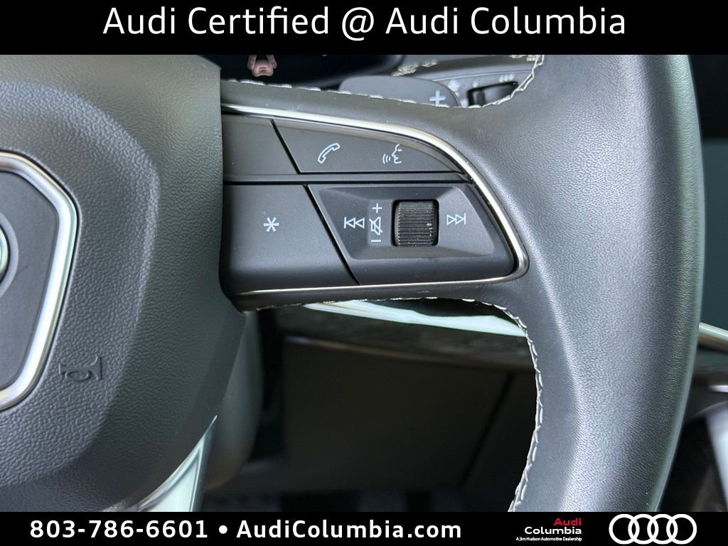 Used 2025  Audi 55 Prestige image 32