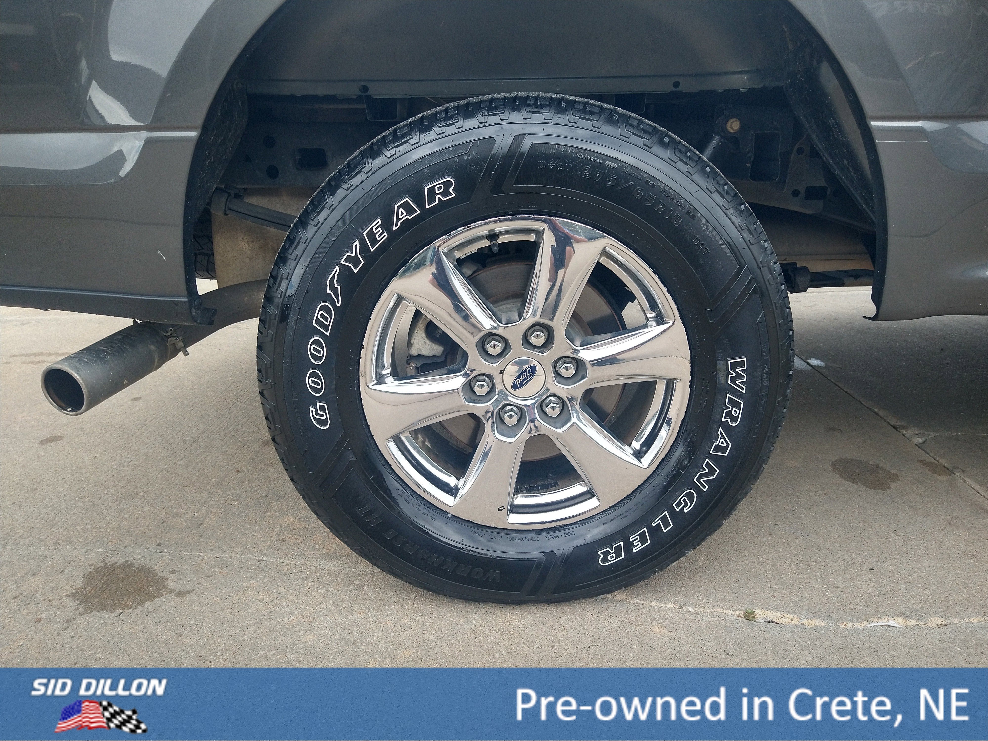 Used 2018 Shadow Black Ford XLT image 11