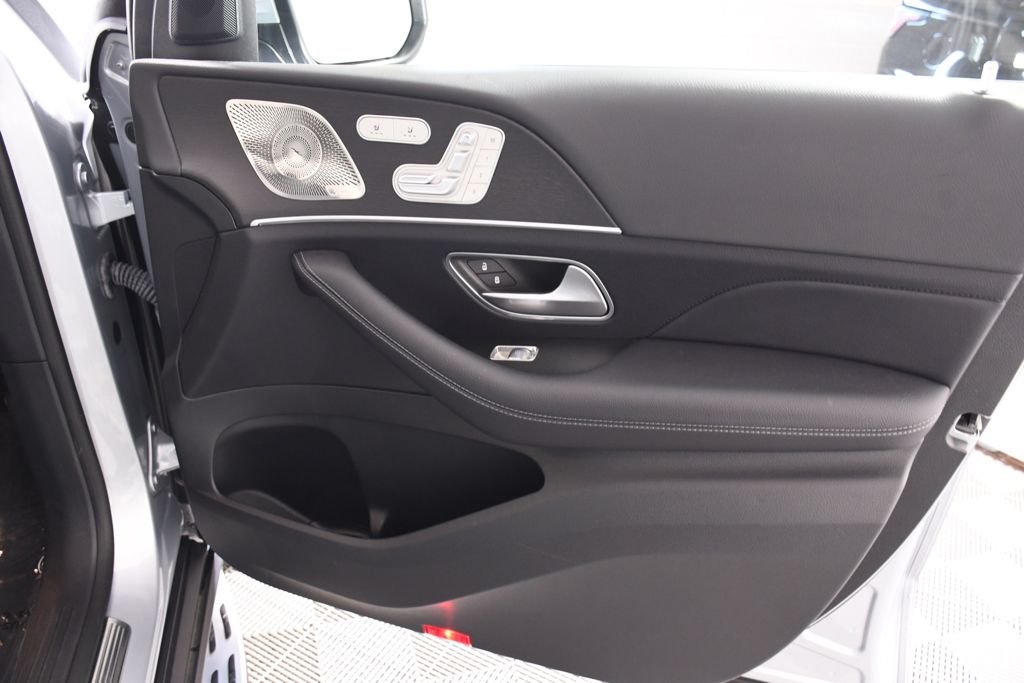 2024 Mercedes-Benz GLS Base - Photo 17