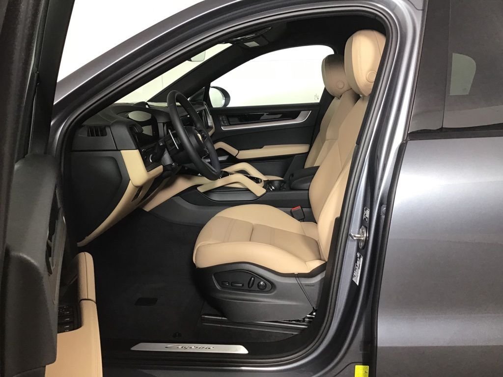 New 2026 Vanadium Grey Metallic Porsche  image 5