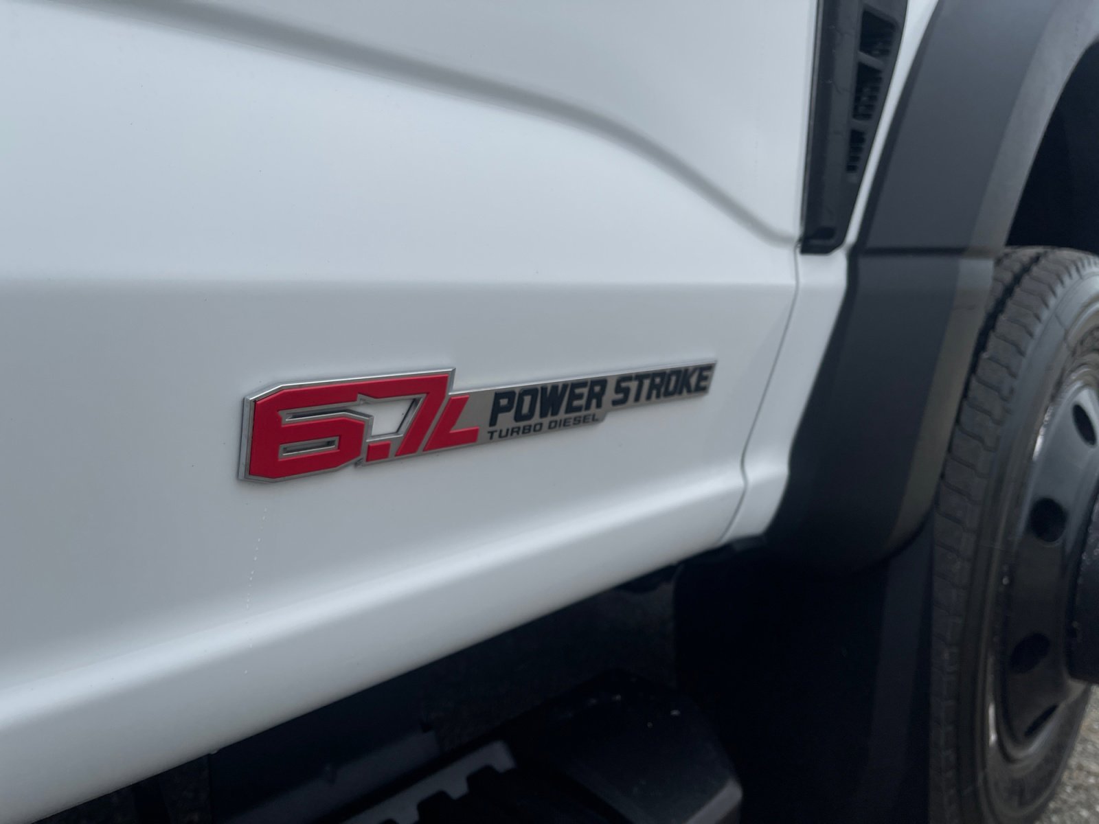 2023 Ford F-450 Super Duty XL - Photo 16
