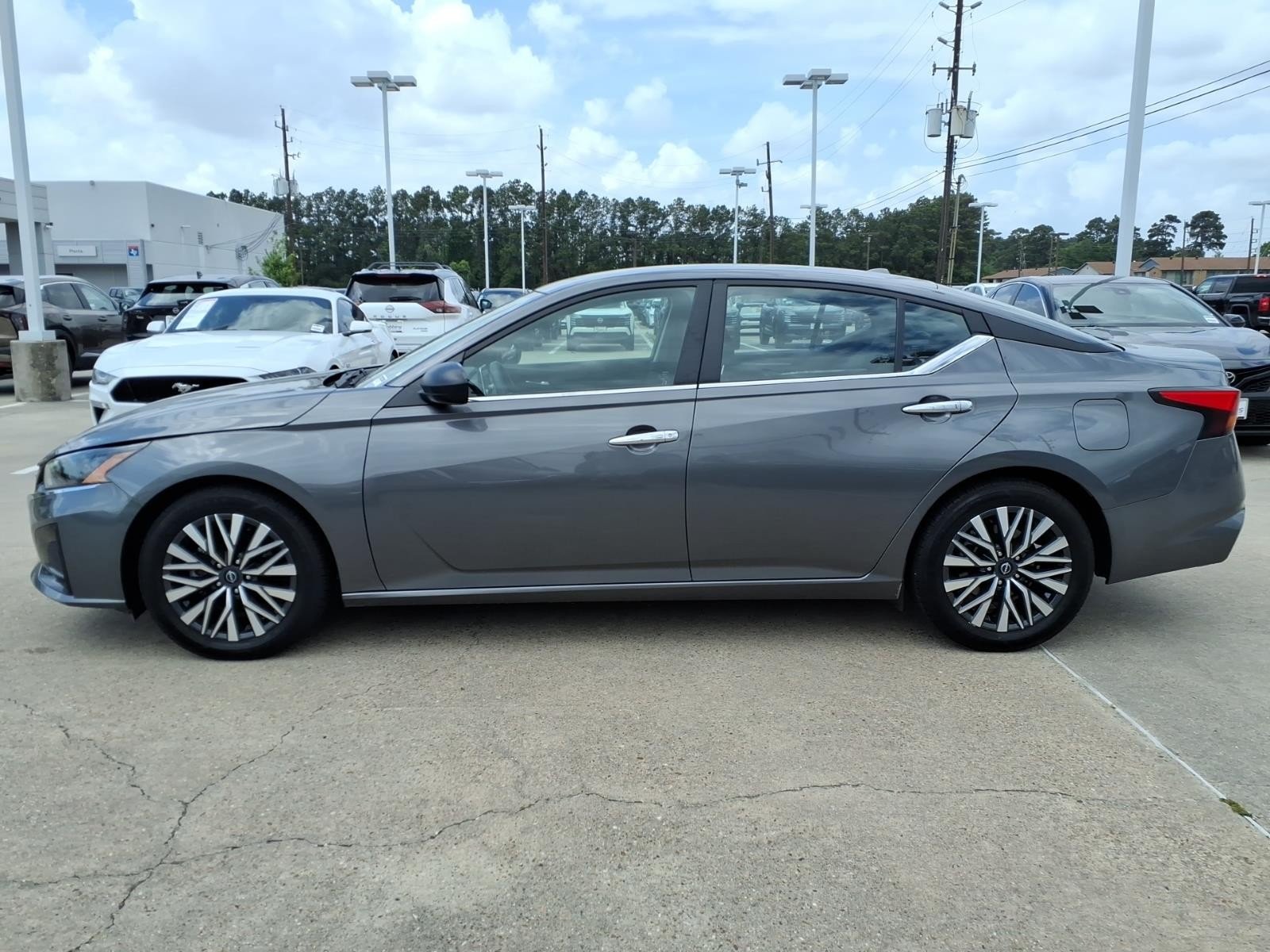 2024 Nissan Altima 2.5 SV - 7
