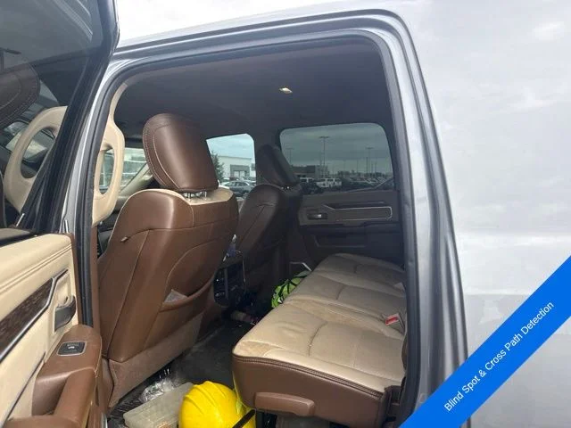 Used 2019 Billet Silver Metallic Clearcoat Ram Laramie image 13