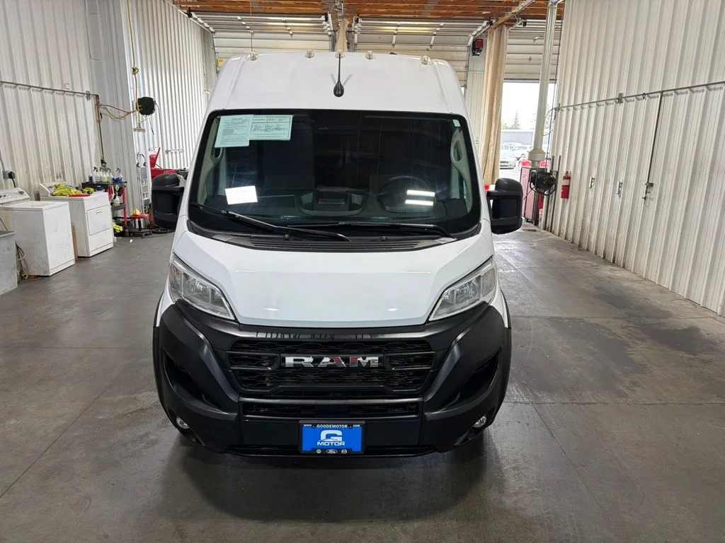 Used 2025 White Ram High Roof image 3