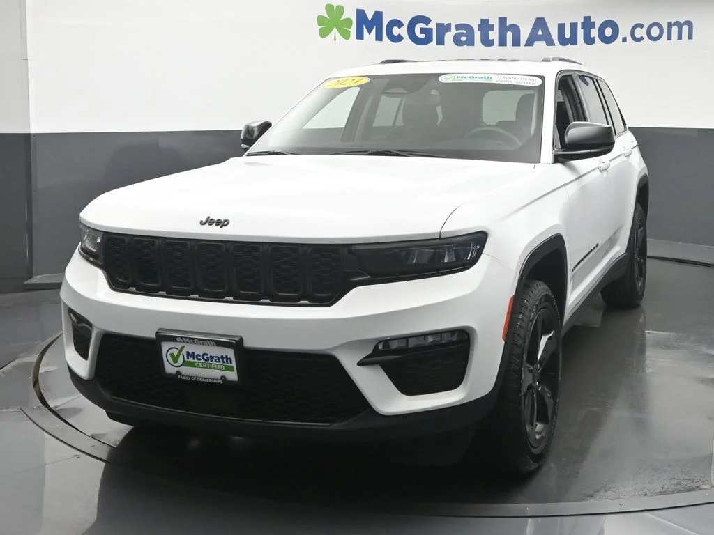 Used 2023 White Jeep Limited image 20
