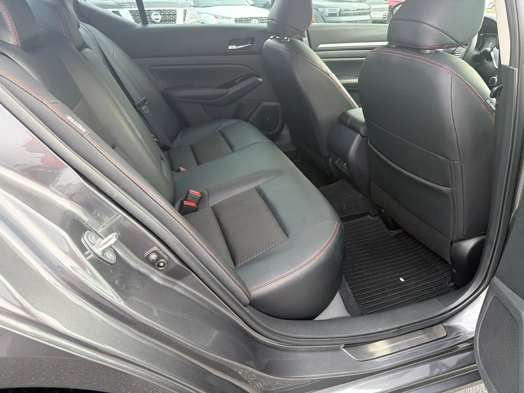 Used 2025 Gray Nissan 2.5 SR image 15