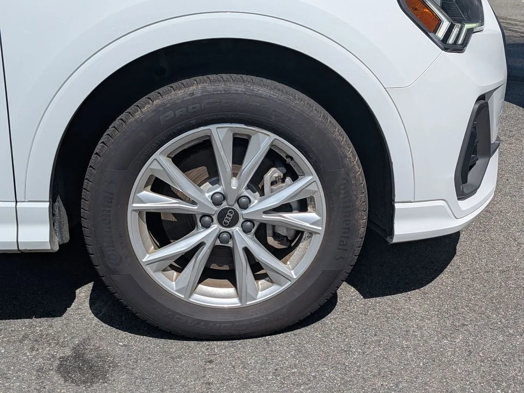 Used 2025 White Audi Premium image 9