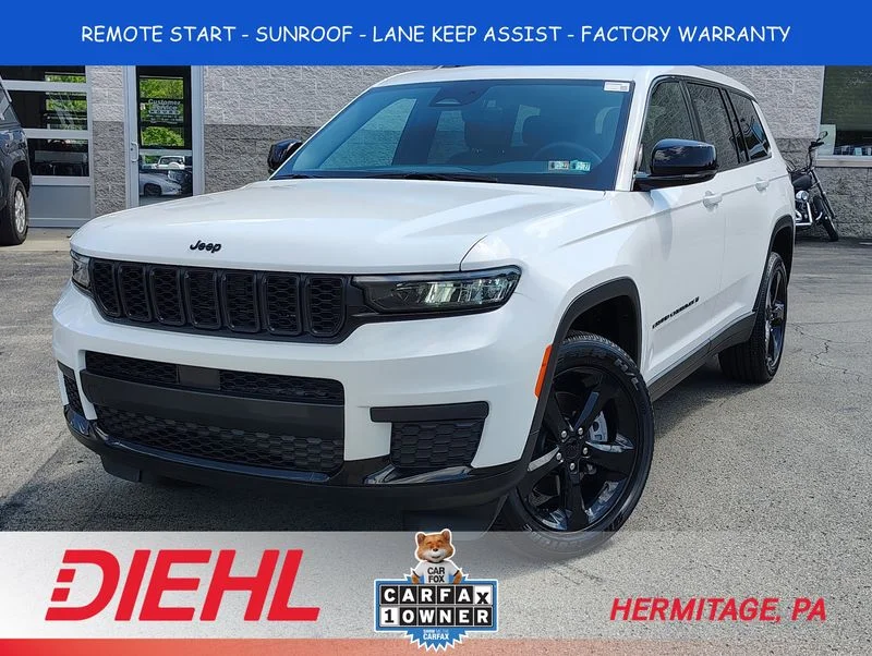 Used 2025 White Jeep Altitude X image 1