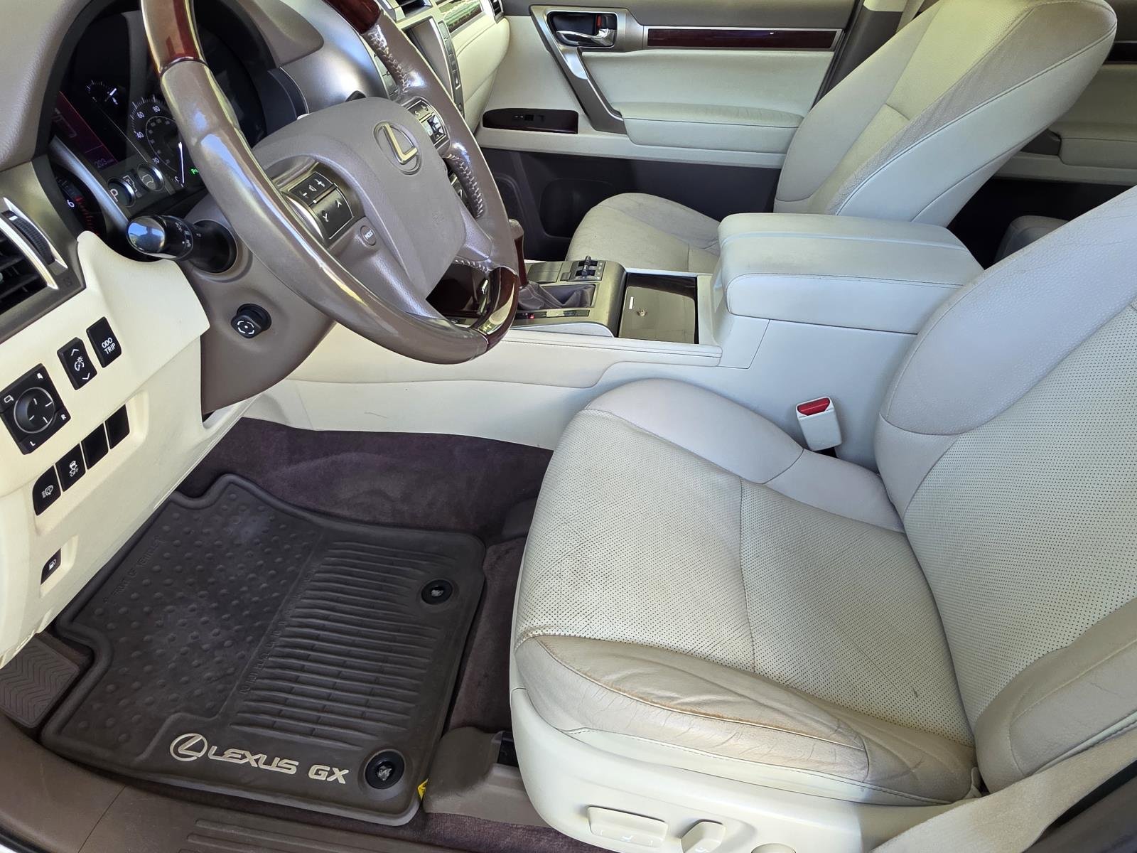 Used 2017 Silver Lexus 460 image 6