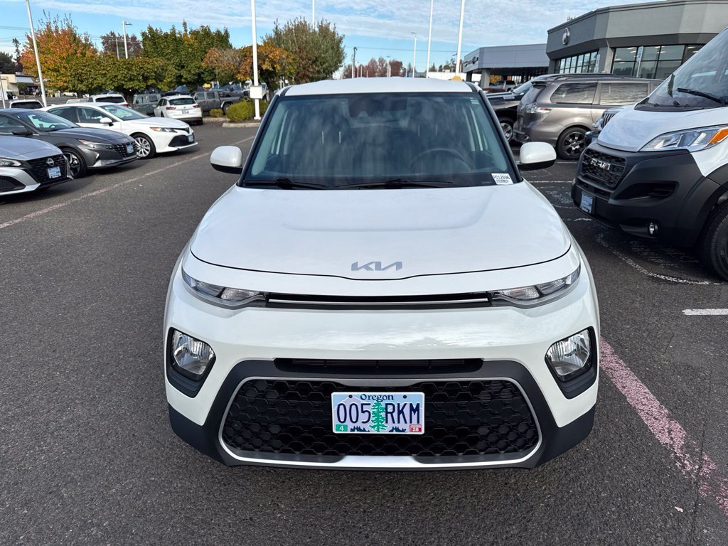 Used 2022 Snow White Pearl Kia LX image 2