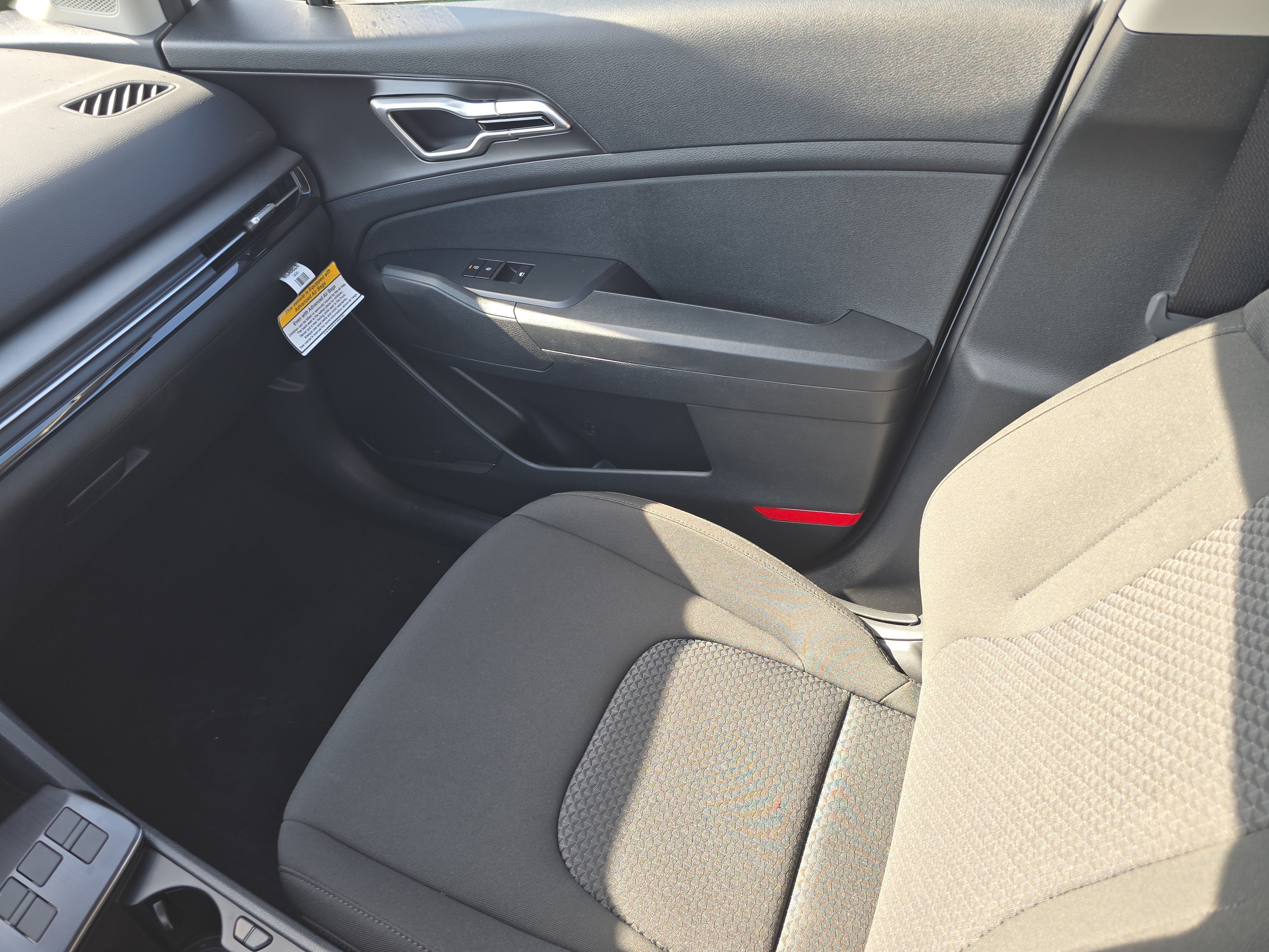 New 2026 Glacial White Kia LX image 15