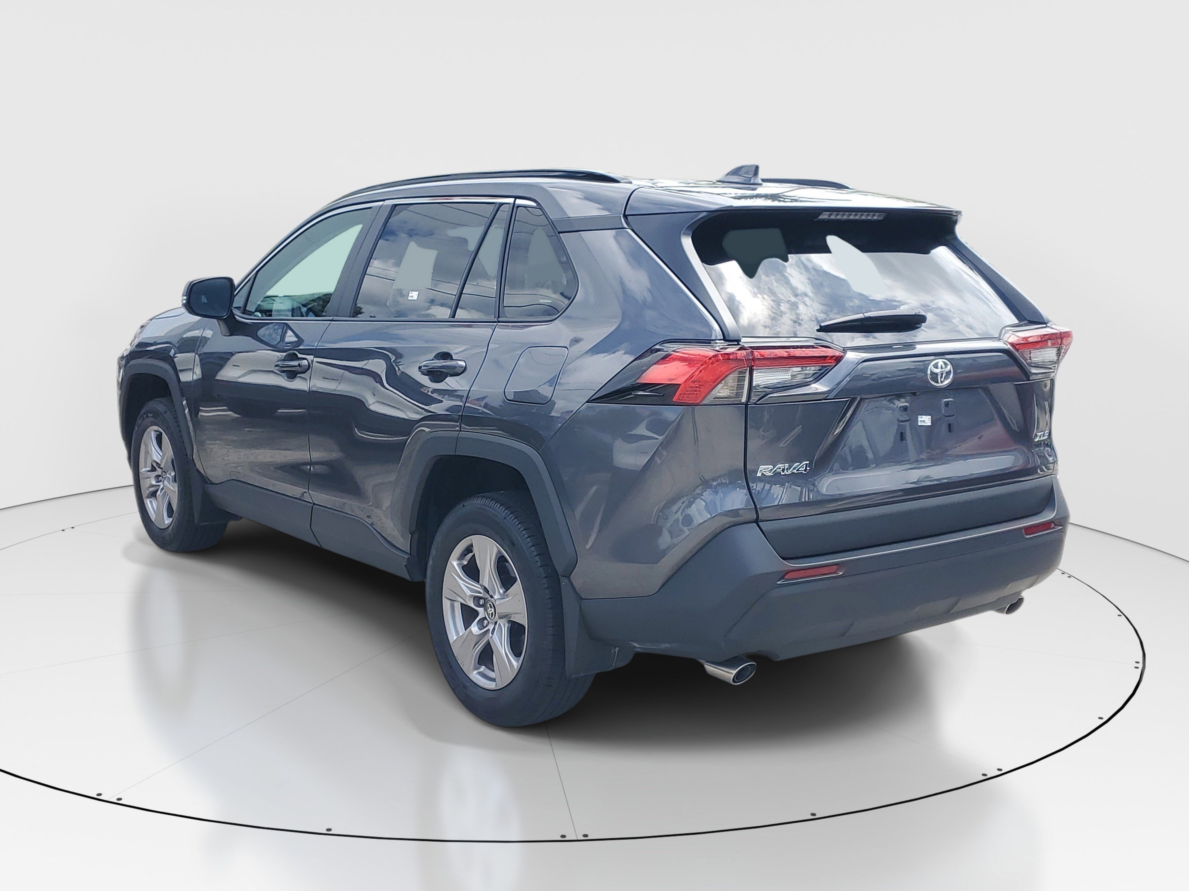 Used 2025 Magnetic Gray Metallic Toyota XLE image 5