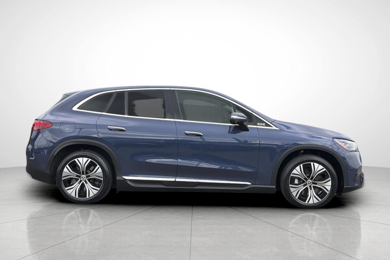 Used 2023 Blue Mercedes-Benz 350+ SUV image 32
