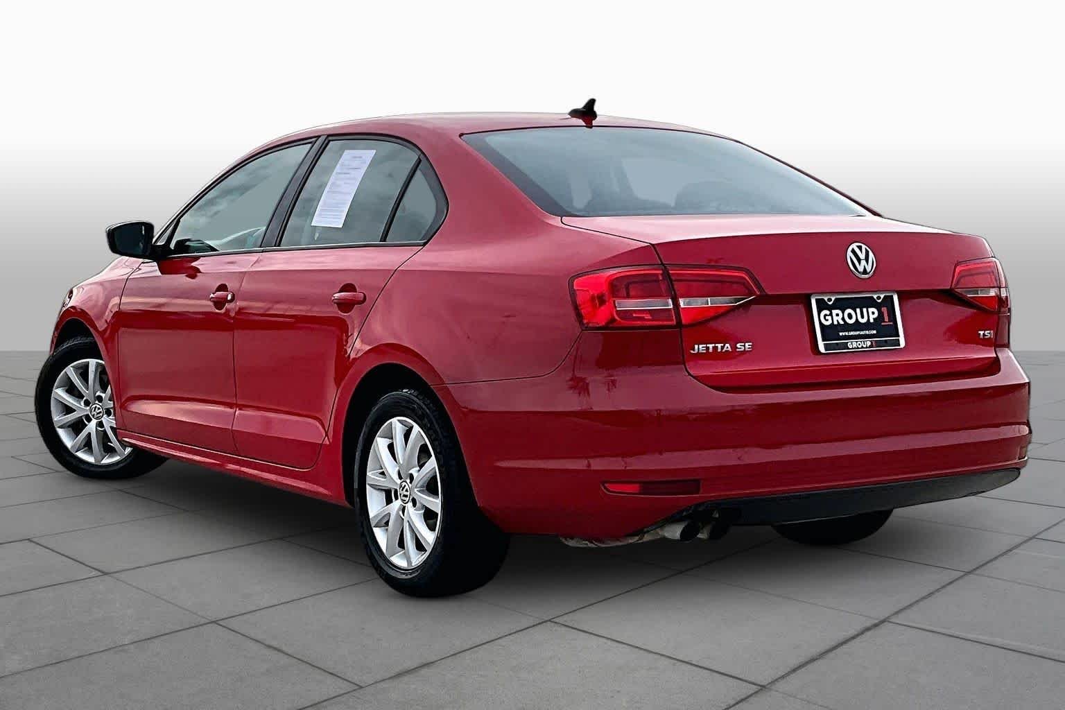 Used 2015 Tornado Red Volkswagen 1.8T SE image 11
