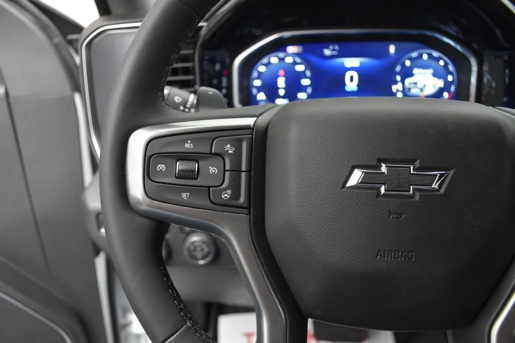 New 2026 Summit White Chevrolet LT Trail Boss image 9