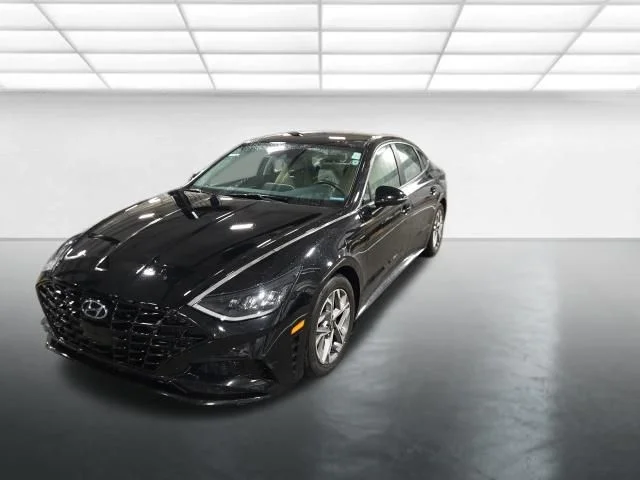 Used 2021 Black Hyundai SEL image 9