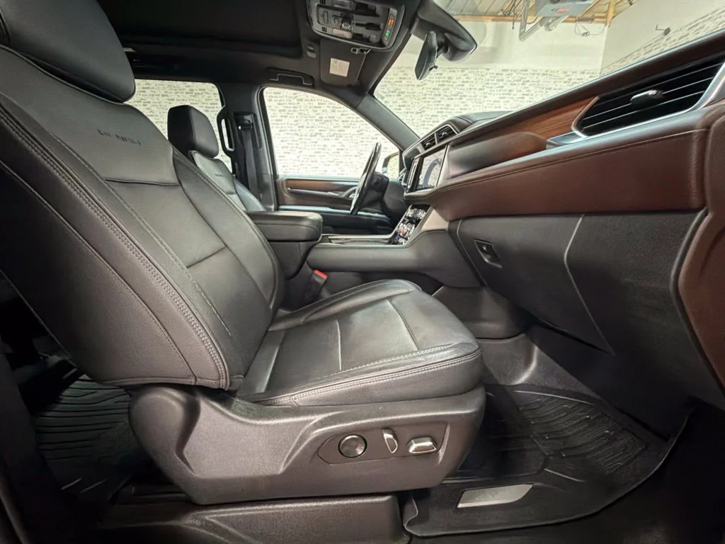 Used 2022 Onyx Black GMC Denali image 12