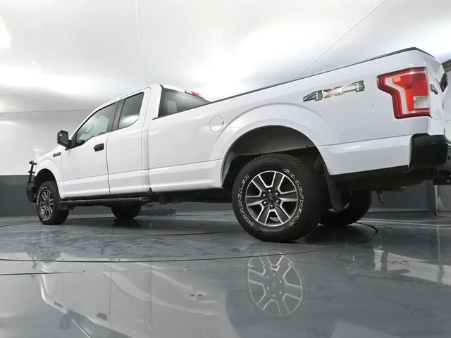 Used 2016 White Ford XL image 38
