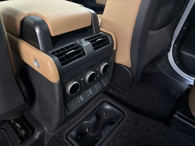 New 2026 Fuji White Land Rover S image 15