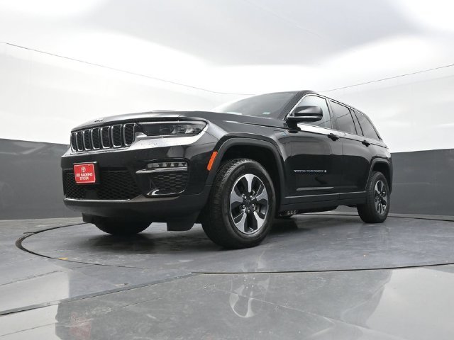 Used 2024 Black Jeep 4xe image 33
