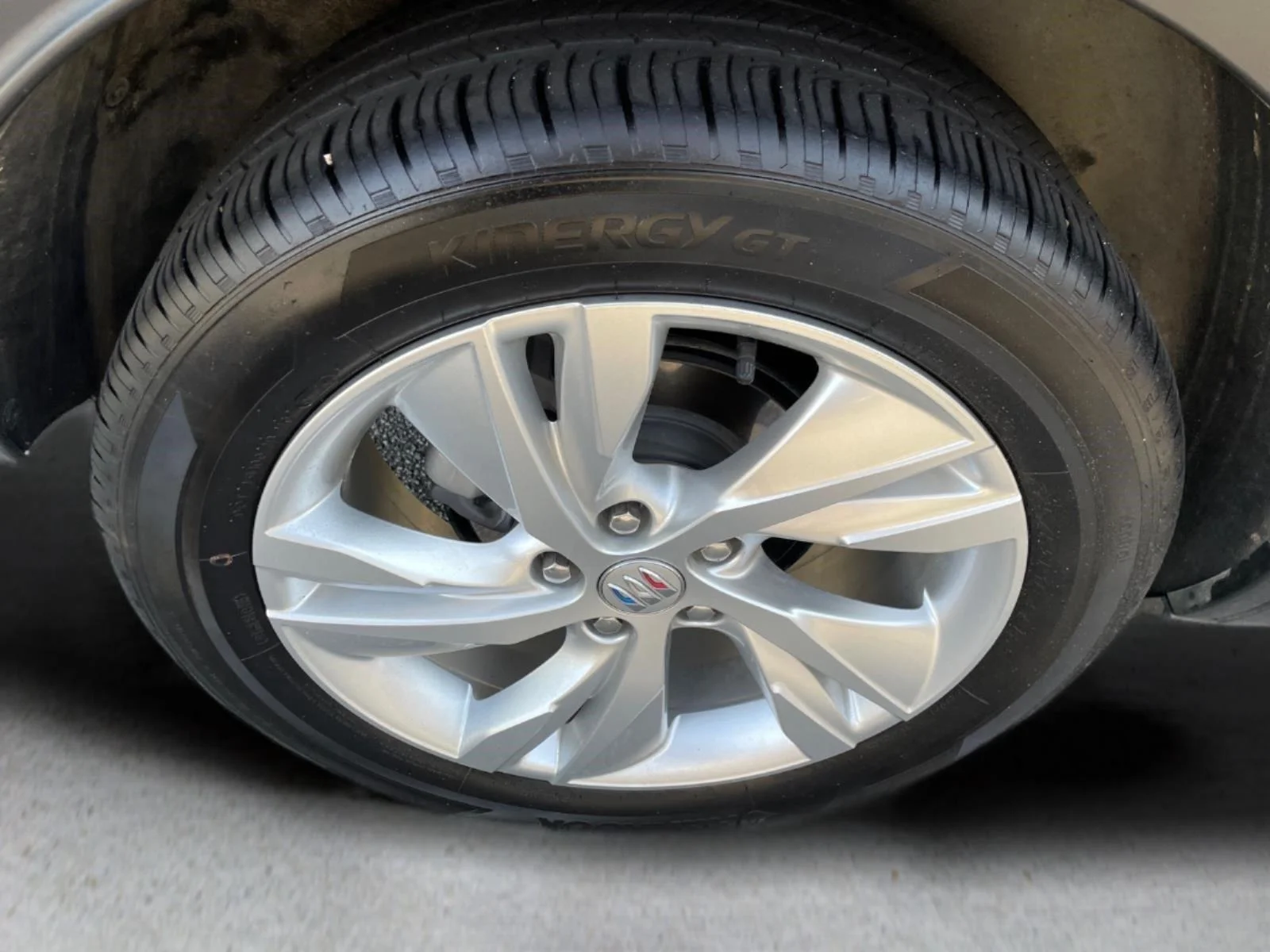 Used 2025 Moonstone Gray Metallic Buick Preferred image 10