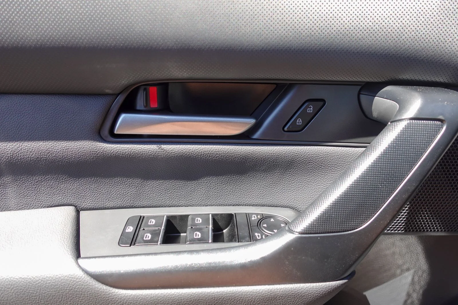 New 2026 Polymetal Gray Metallic Mazda Preferred image 17