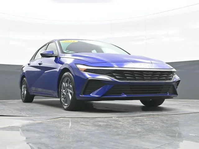Used 2024 Blue Hyundai SEL image 22
