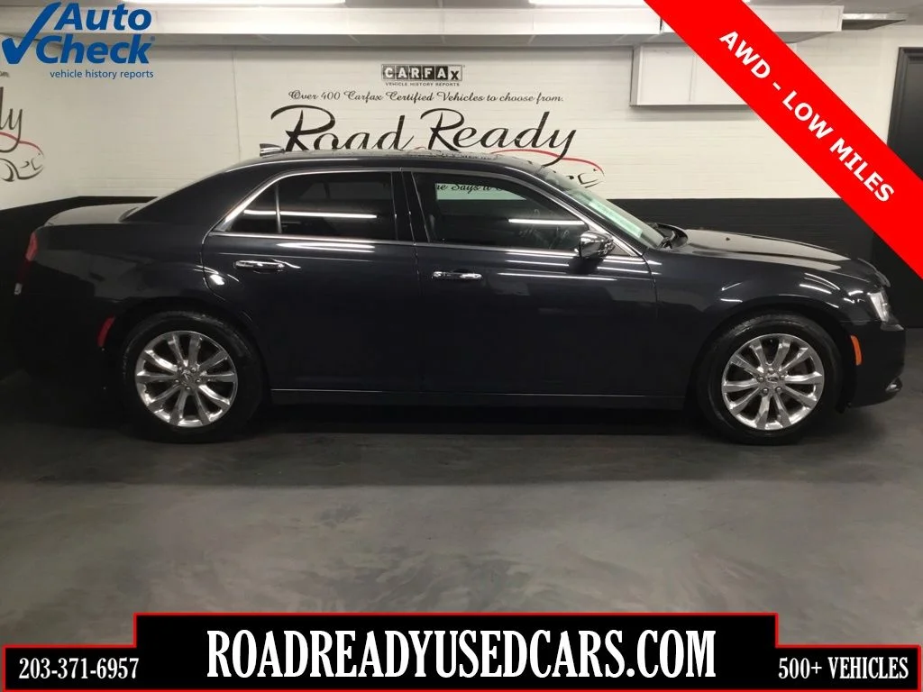 2017 Chrysler 300 C AWD's photo