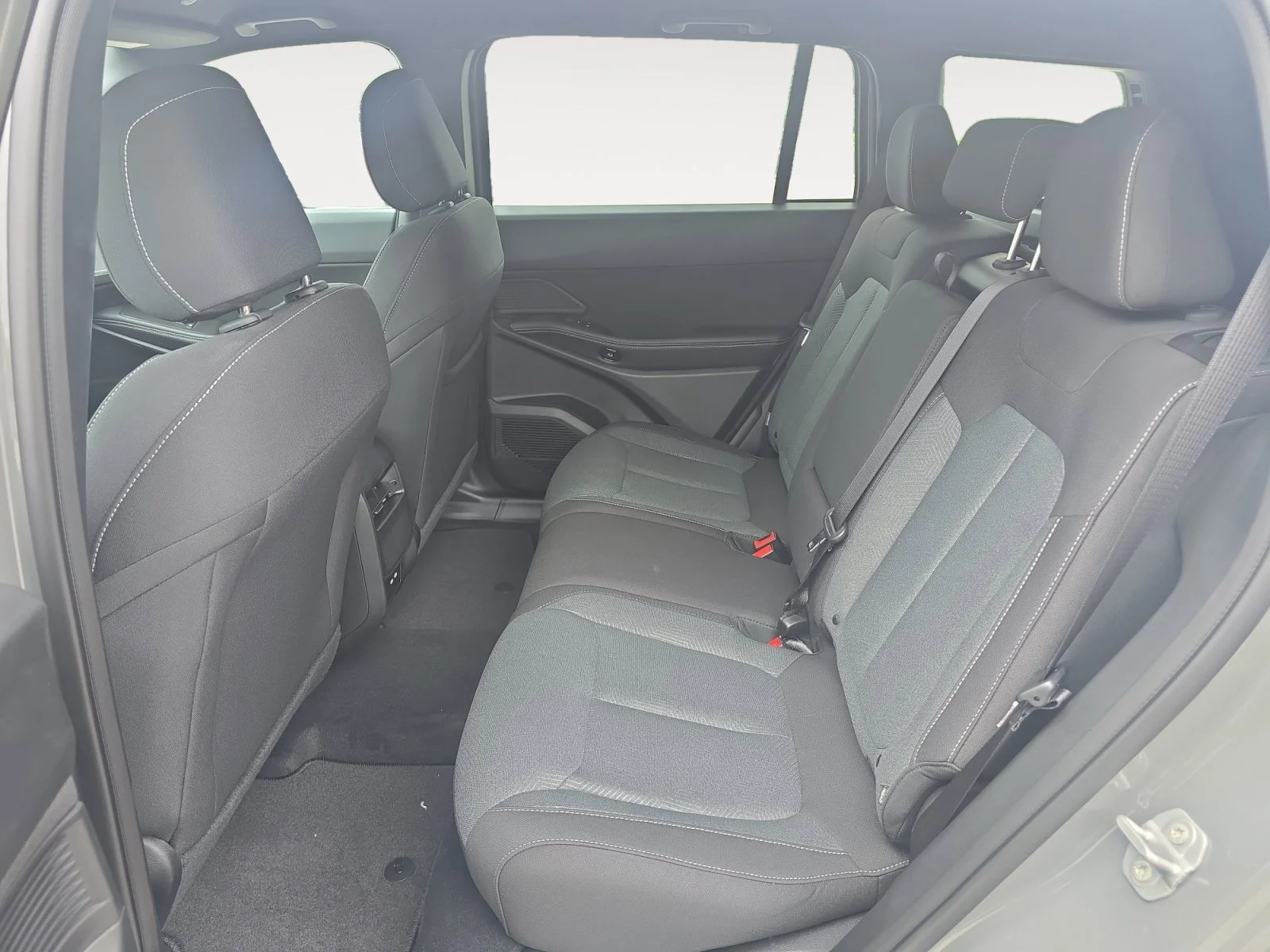 New 2026 Sting-Gray Clearcoat Jeep Laredo image 22