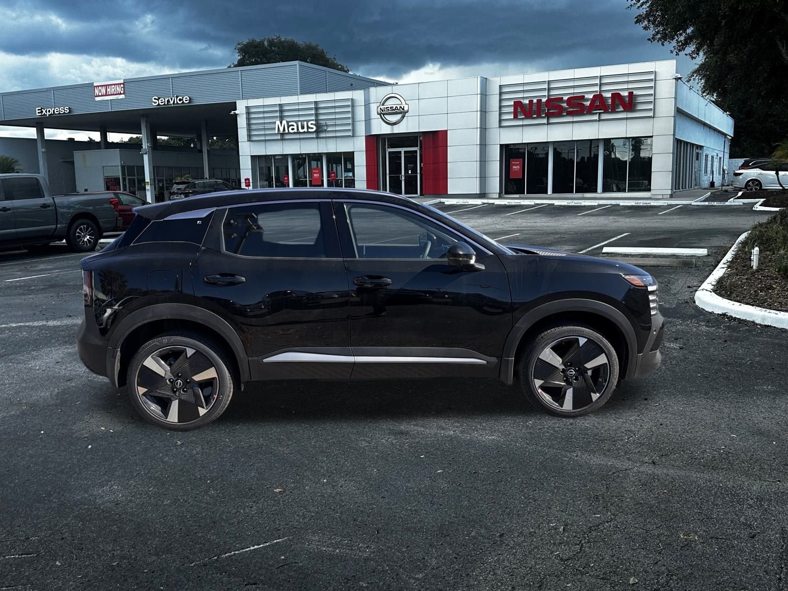 New 2026 Nissan Kicks SR 4D Sport Utility