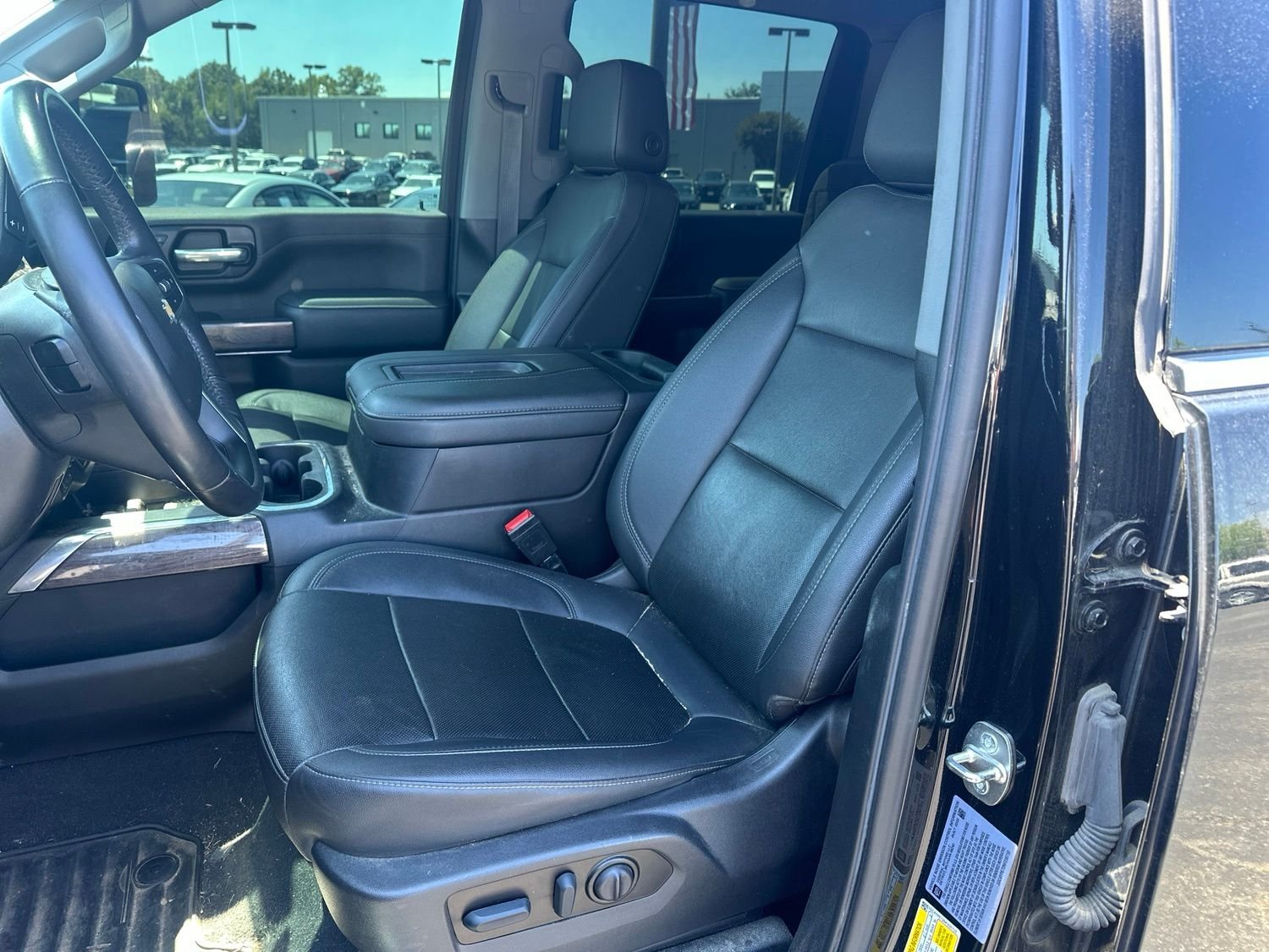 Used 2022 Black Chevrolet LTZ image 16