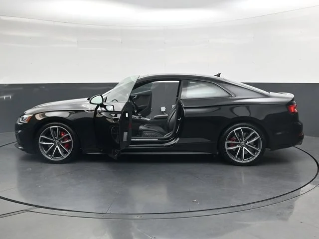 Used 2018 Black Audi 3.0T Premium Plus image 39