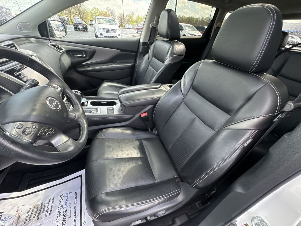 Used 2024 White Nissan SL image 11