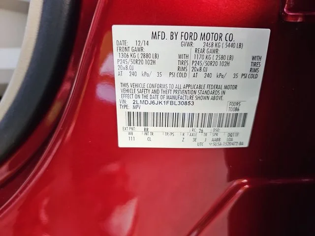 Used 2015 Red Lincoln Base image 34