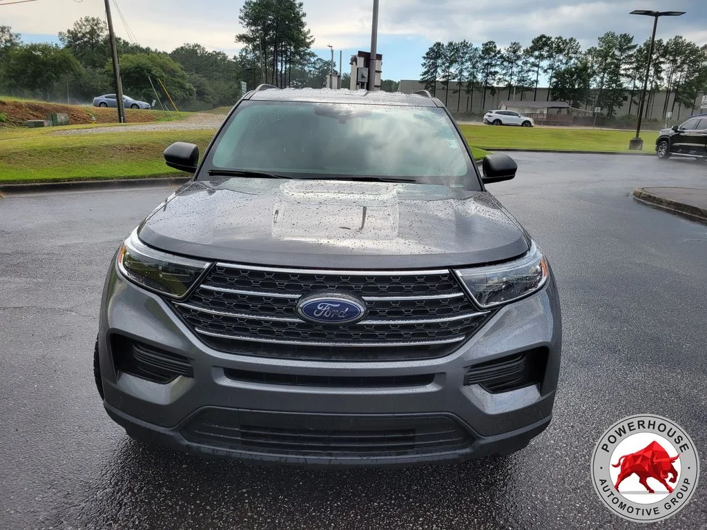 Used 2023 Gray Ford XLT image 9