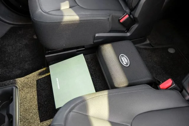 2025 Land Rover Defender V8 - Photo 55