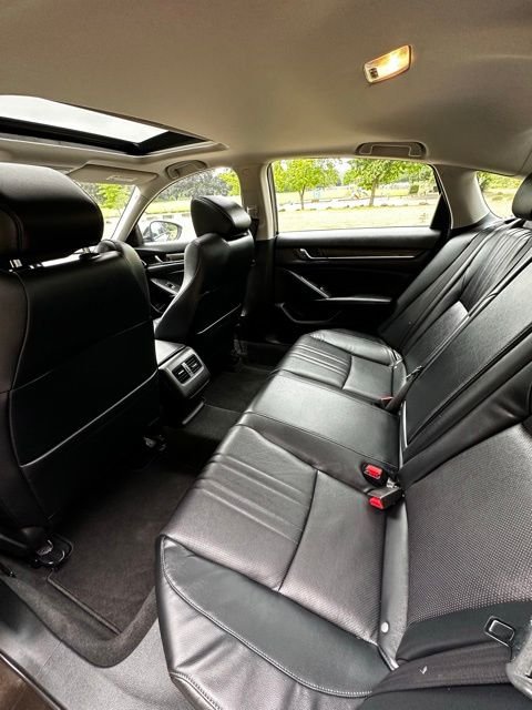 2018 Honda Accord Touring - Photo 16