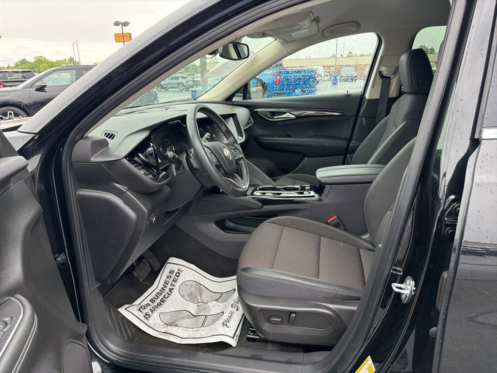 Used 2023 Ebony Twilight Metallic Buick Preferred image 18