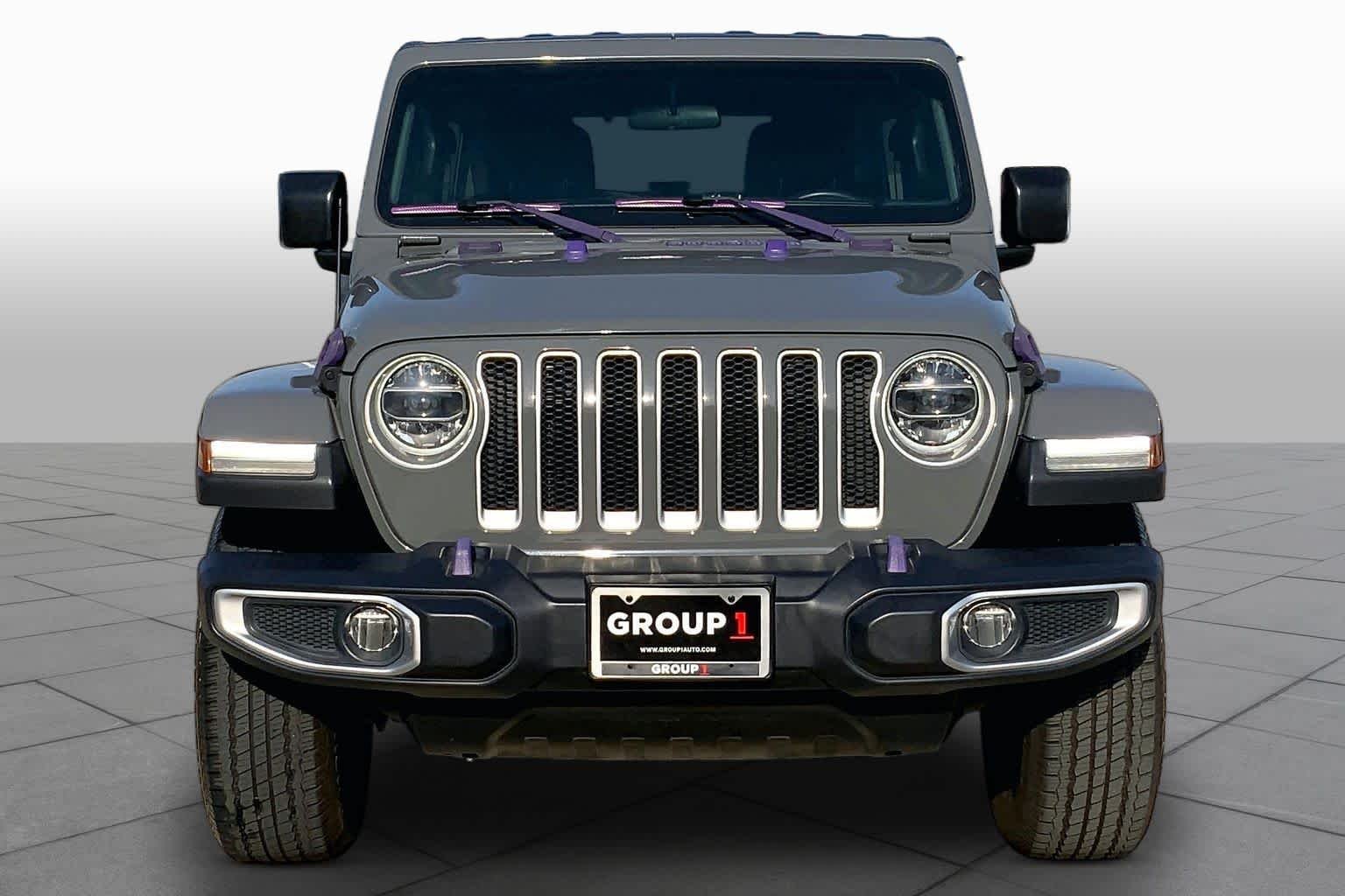 Used 2018 Sting-Gray Clearcoat Jeep Sahara image 4