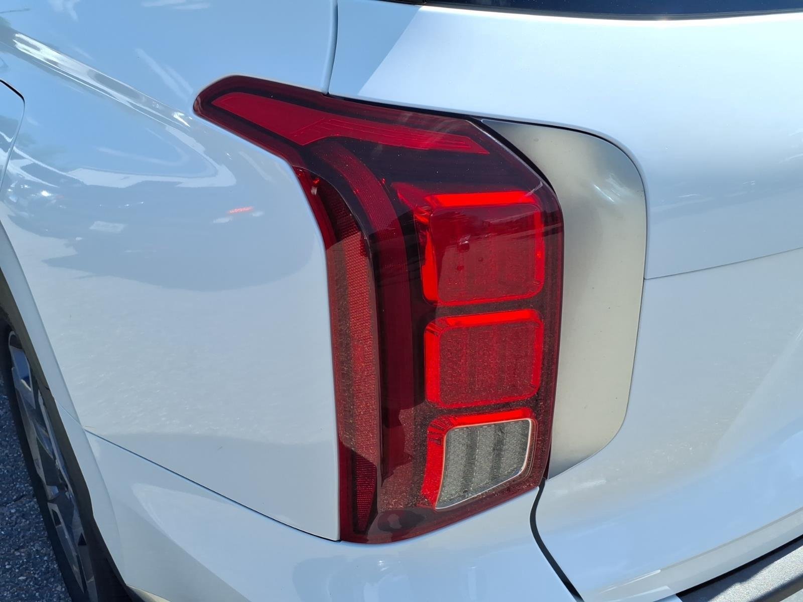 2023 Hyundai Palisade Limited - Photo 16