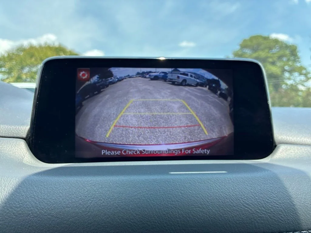 Used 2018 Red Mazda Grand Touring image 19