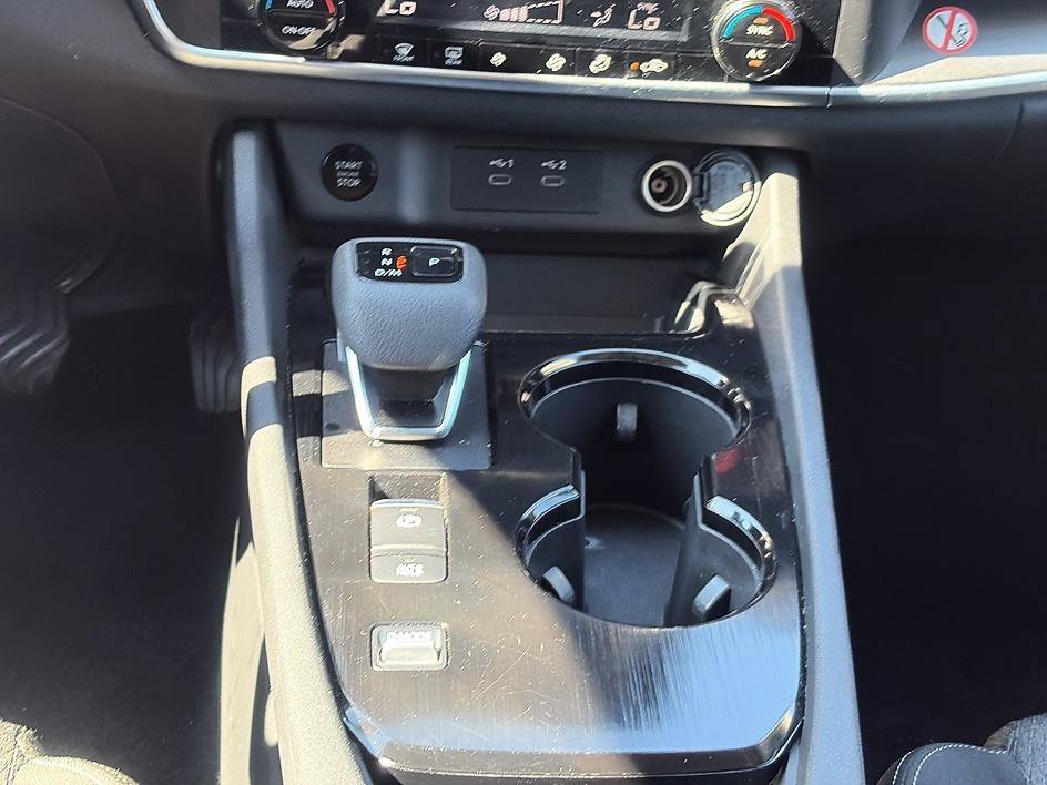 Used 2025 Deep Ocean Blue Pearl Nissan SV image 33