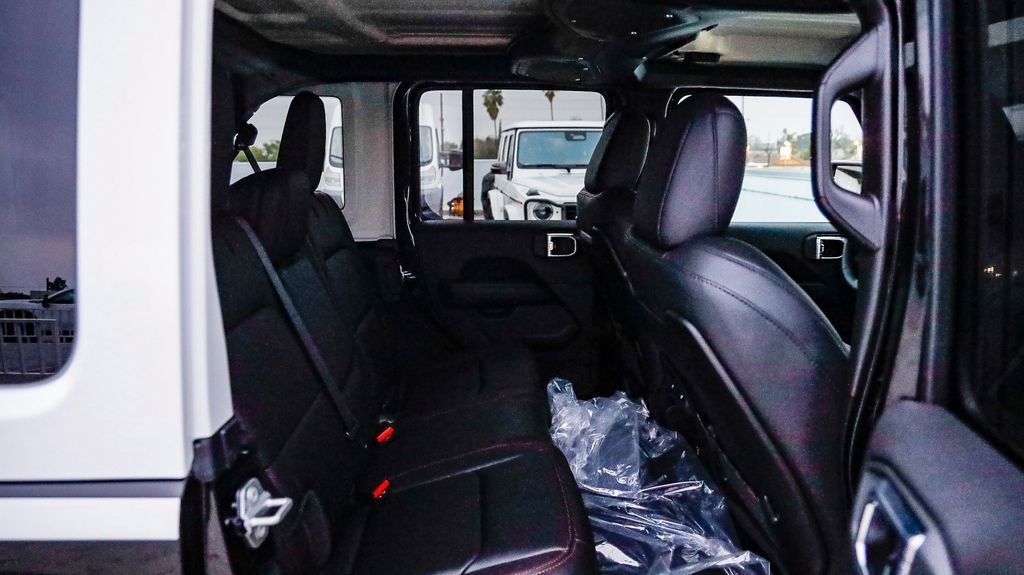 New 2026 Black Clearcoat Jeep Rubicon image 20